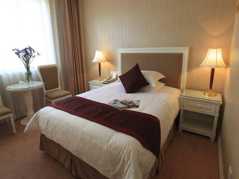 Shanghai Eiffelton Hotel Екстериор снимка